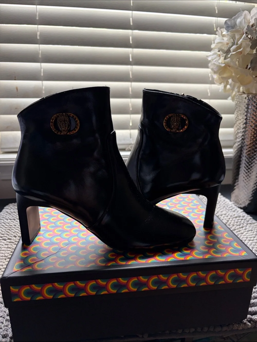 Kurt Geiger sleek black